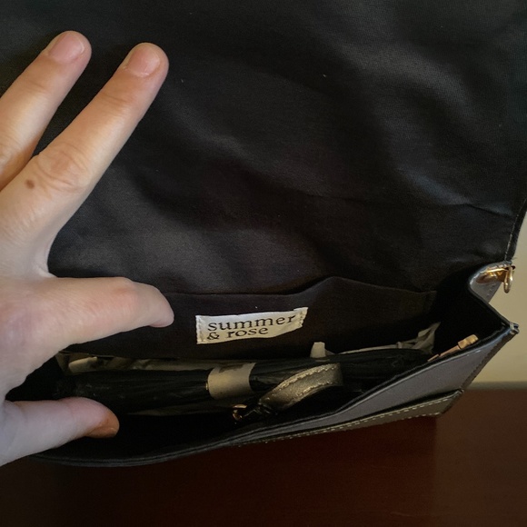 Summer & Rose Clutch Purse - Picture 2 of 2